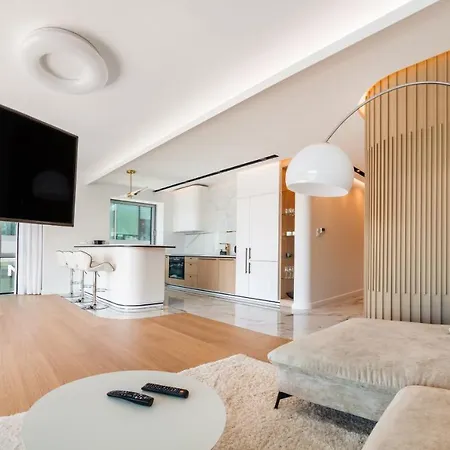 Sun & Snow Yacht Park Nabrzeze Appartement *